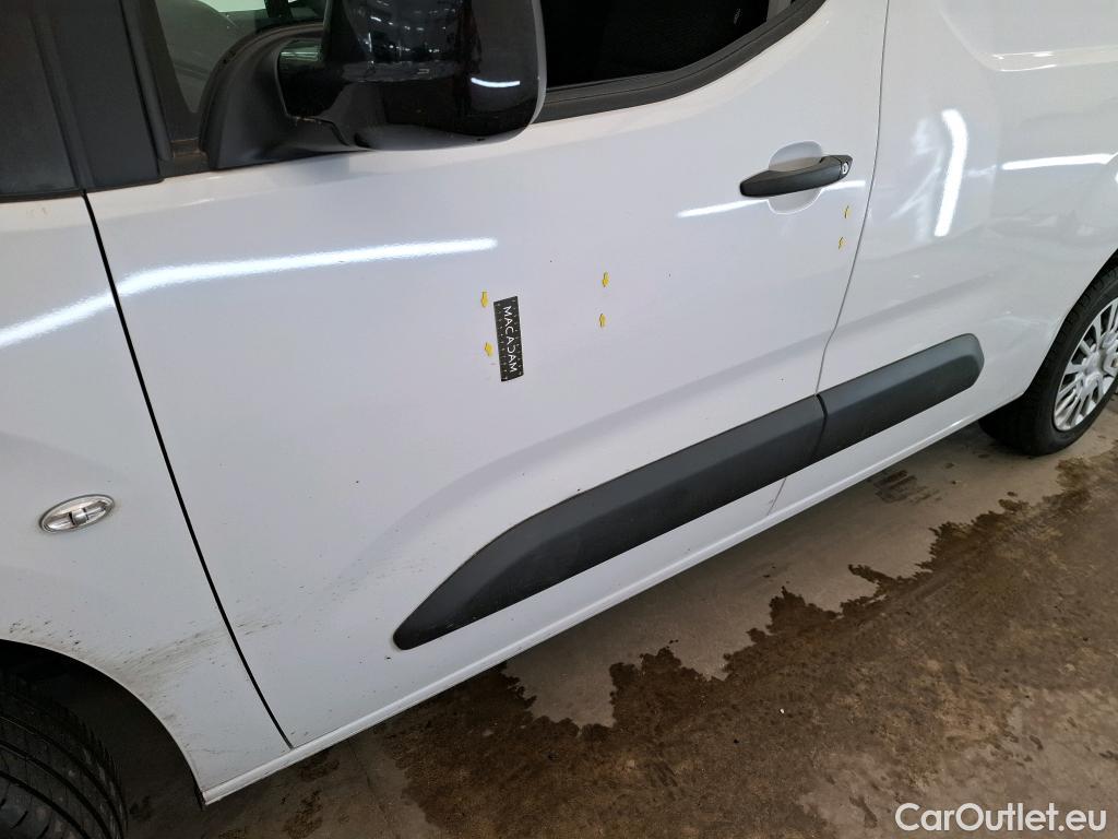  Toyota  Proace TOYOTA  City / 2019 / 4P / Fourgonnette 1.5 Long 100 D-4D Business #19