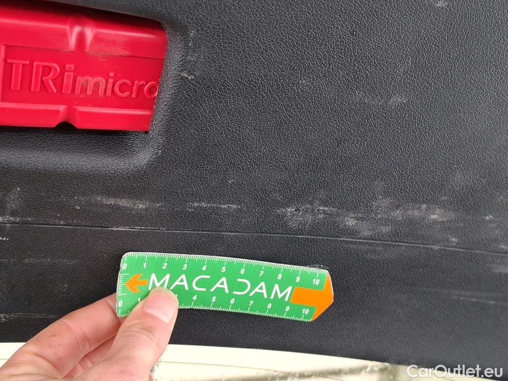  Bmw  2 Tourer BMW Série 2 Active Tourer / 2021 / 5P / monospace 225e xDrive 245ch Business Design DKG7 #18