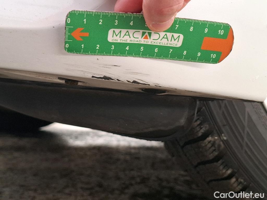  Bmw  Serie 3 BMW Série 3 Touring / 2022 / 5P / Break 320d 190ch Business Design BVA8 #4