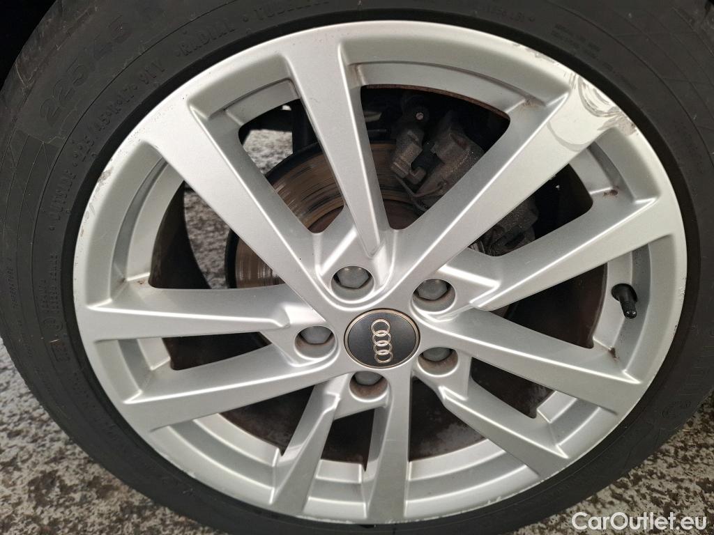  Audi  A3 AUDI  Sportback / 2016 / 5P / Berline 30 TFSI S TRONIC BUSINESS LINE #38