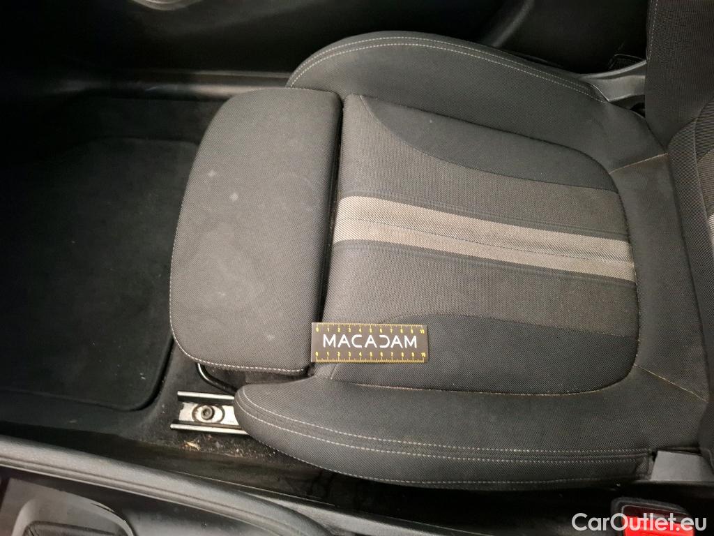  Bmw  X1 BMW  / 2019 / 5P / SUV sDrive18i Business Design DKG7 #61