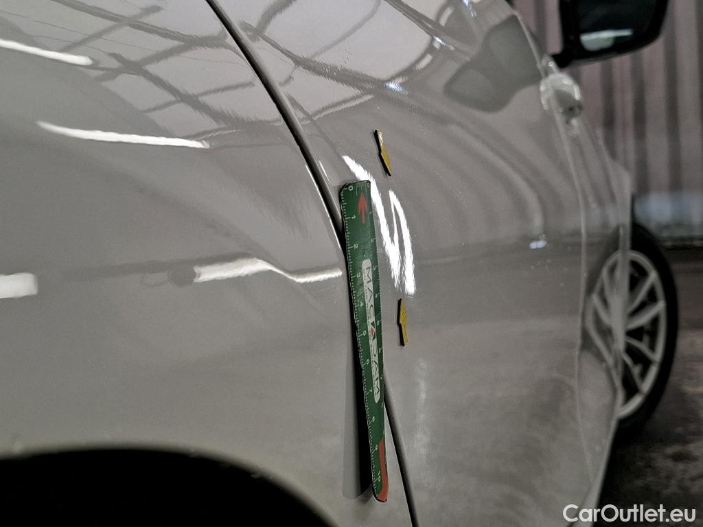  Bmw  Serie 3 BMW Série 3 Touring / 2022 / 5P / Break 320d 190ch Business Design BVA8 #2