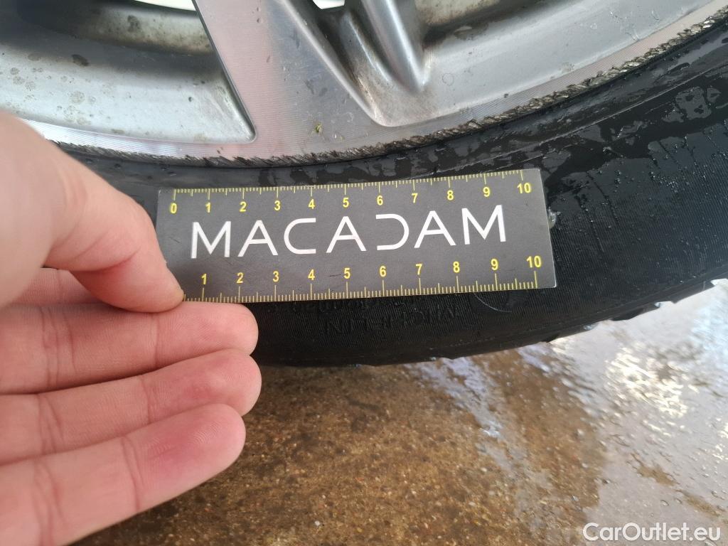  Bmw  X1 BMW  / 2019 / 5P / SUV sDrive18i Business Design DKG7 #42