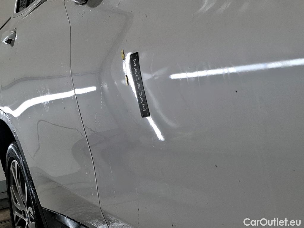  Bmw  X1 BMW  / 2019 / 5P / SUV sDrive18i Business Design DKG7 #52