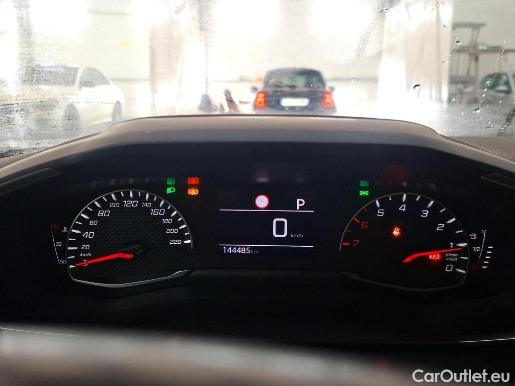  Peugeot  2008  Allure Business 1.5 HDi 130CV BVA8 E6d #19