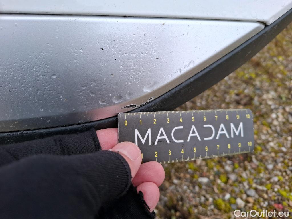  Peugeot  2008  Allure Pack 1.5 HDi 130CV BVA8 E6d #23