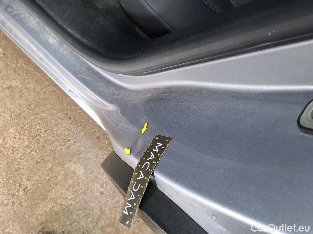  Peugeot  2008  Allure Business 1.5 HDi 130CV BVA8 E6d #16