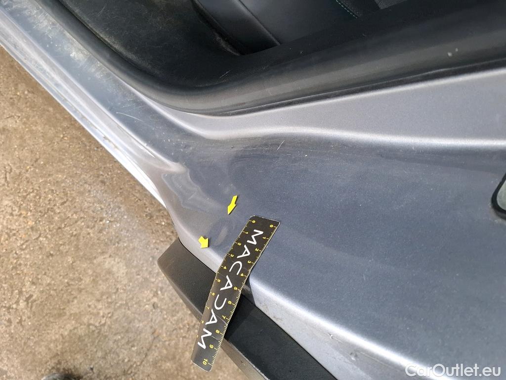  Peugeot  2008  Allure Business 1.5 HDi 130CV BVA8 E6d #15