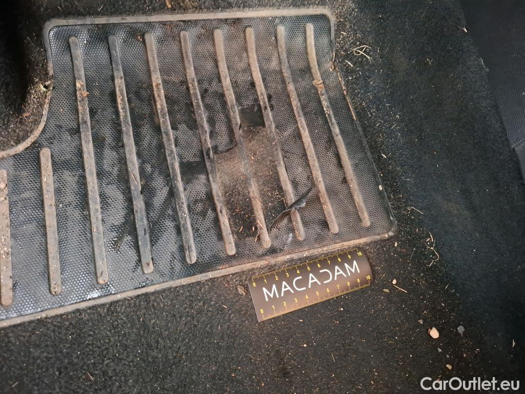  Peugeot  2008  Active Business 1.5 HDi 130CV BVA8 E6d #1