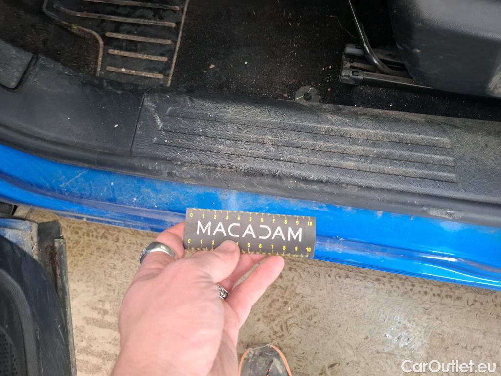  Peugeot  2008  Active Business 1.5 HDi 130CV BVA8 E6d #10