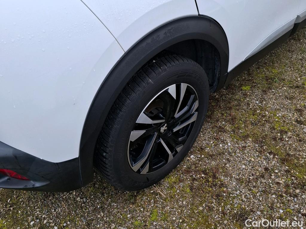  Peugeot  2008  Allure Pack 1.5 HDi 130CV BVA8 E6d #16