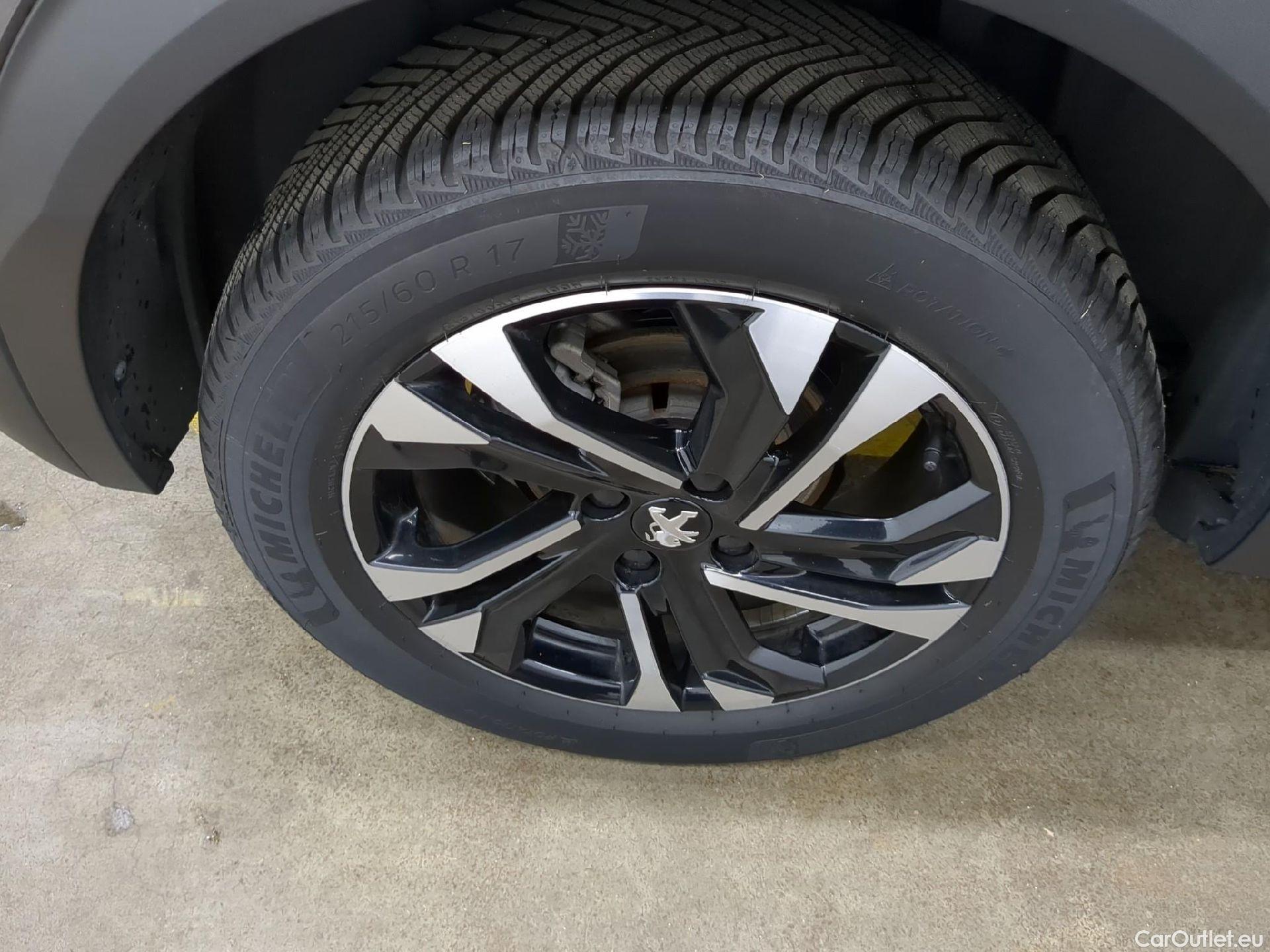  Peugeot  2008  Allure Pack 1.5 HDi 130CV BVA8 E6d #4