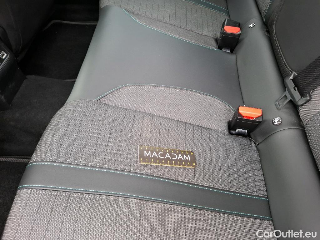  Peugeot  2008  Allure Pack 1.5 HDi 130CV BVA8 E6d #7