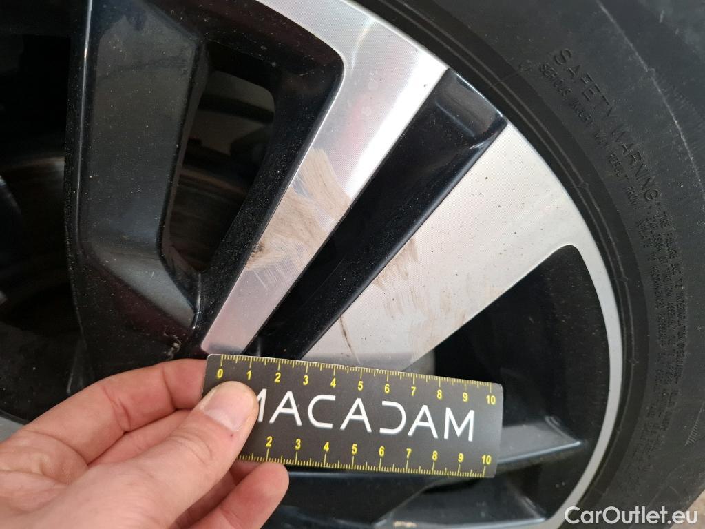  Peugeot  3008  Allure Business 1.5 HDi 130CV BVA8 E6d #5