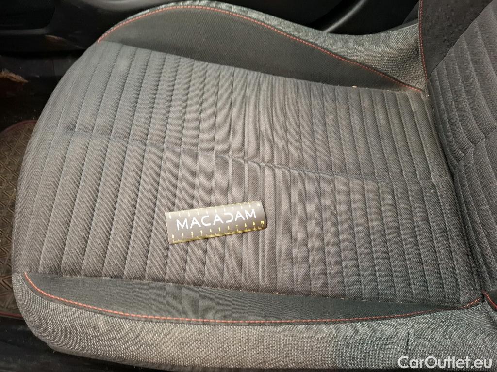  Peugeot  2008  Active Business 1.5 HDi 130CV BVA8 E6d #18