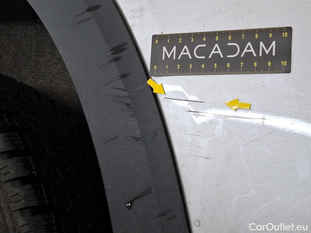  Mercedes  GLB MERCEDES-BENZ  / 2019 / 5P / SUV  200 d Business Line #2