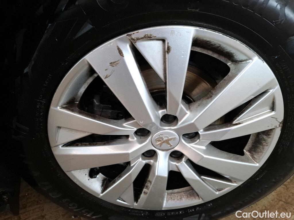  Peugeot  3008  Active Business 1.5 HDi 130CV BVA8 E6d #16