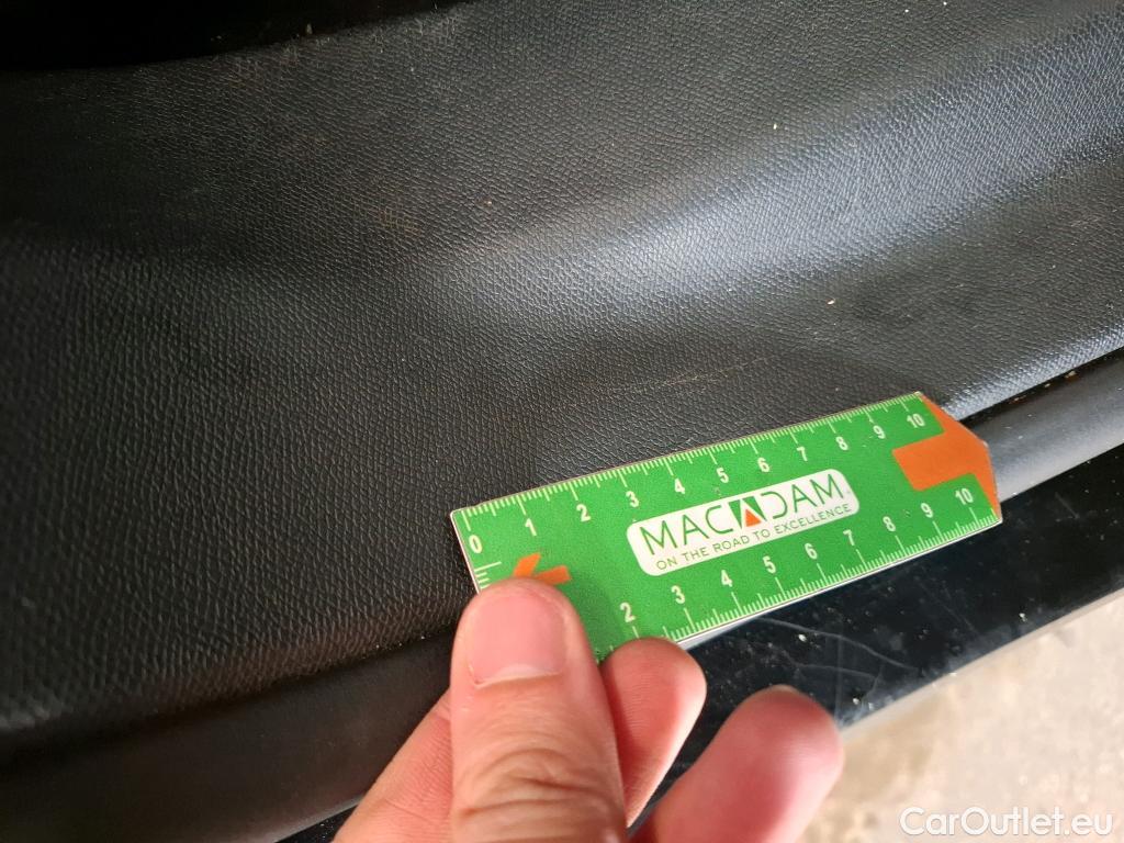  Peugeot  3008  Active Pack 1.5 HDi 130CV BVA8 E6d #8