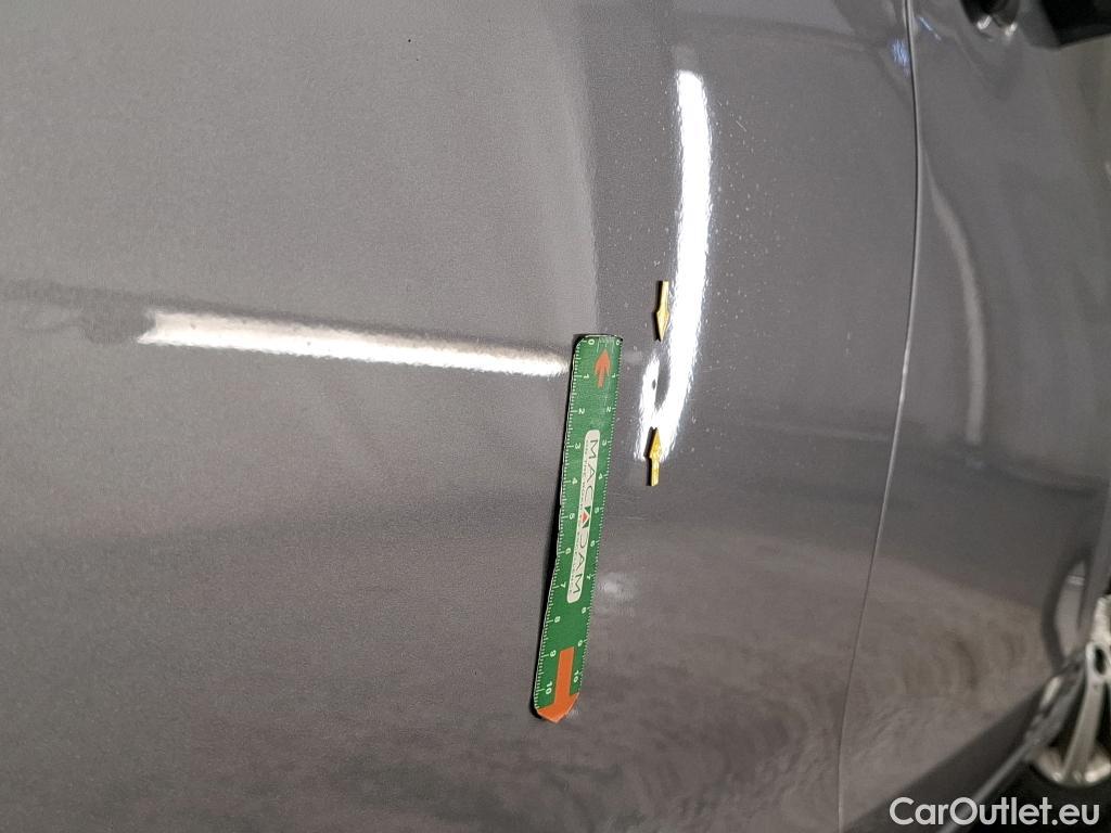  Peugeot  308 PEUGEOT  / 2017 / 5P / Berline Puretech 130 S&S EAT8 Allure #29