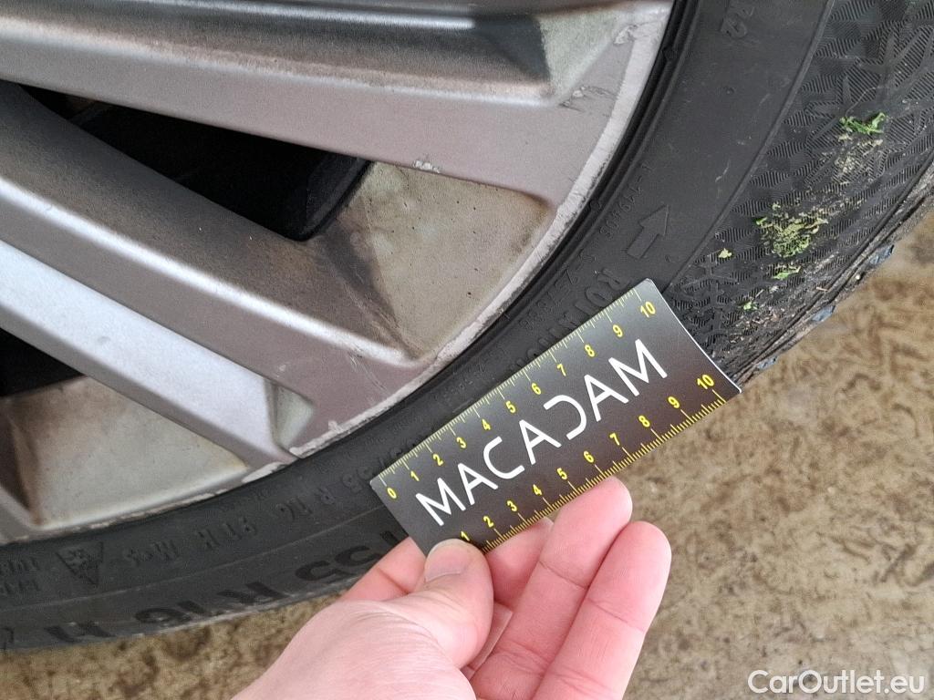  Peugeot  308  SW Allure 1.2 PureTech 130CV BVA8 E6d #9