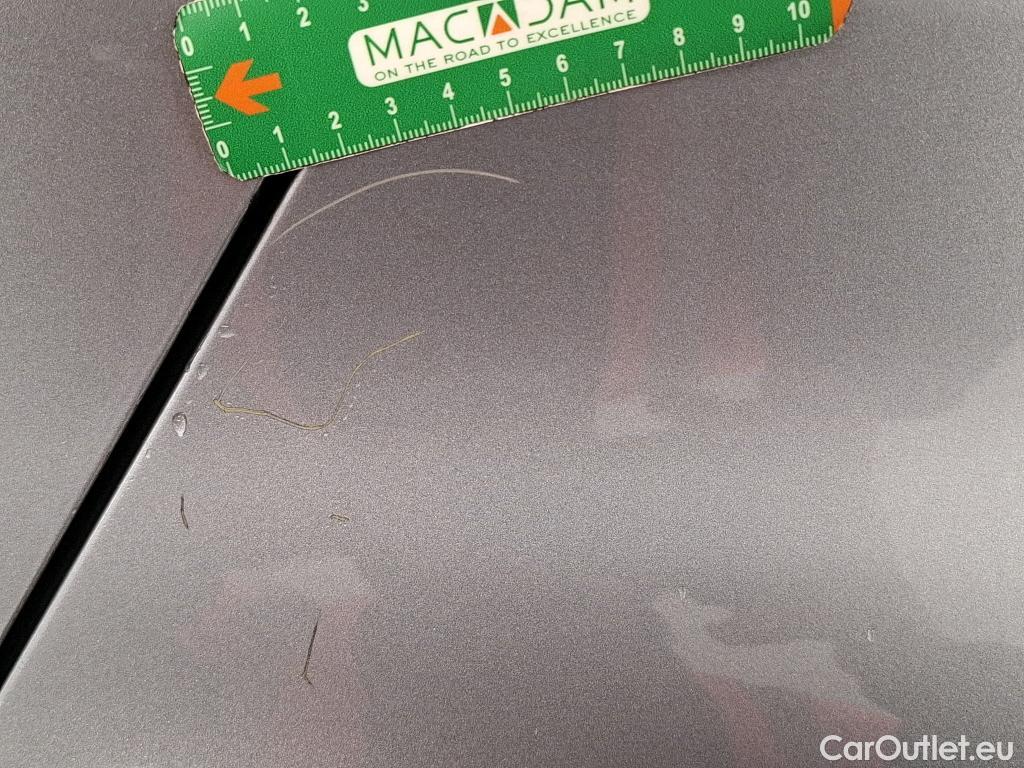  Peugeot  308 PEUGEOT  / 2017 / 5P / Berline Puretech 130 S&S EAT8 Allure #4