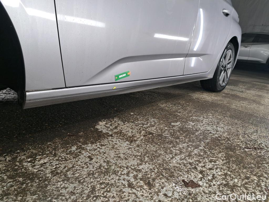  Peugeot  308  Active Pack 1.5 HDi 130CV BVA8 E6d #1