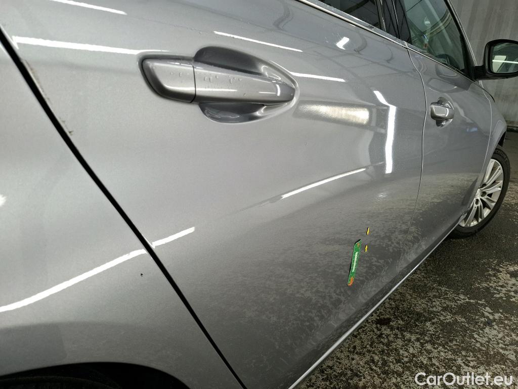  Peugeot  308 PEUGEOT  / 2017 / 5P / Berline Puretech 130 S&S EAT8 Allure #28