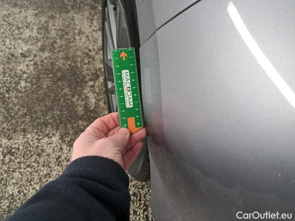  Peugeot  308  Active Pack 1.5 HDi 130CV BVA8 E6d #4