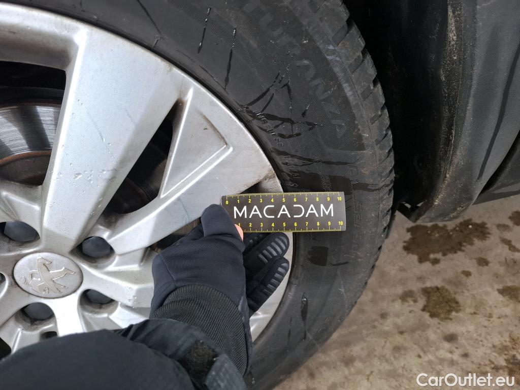  Peugeot  3008  Active Business 1.5 HDi 130CV BVM6 E6d #40