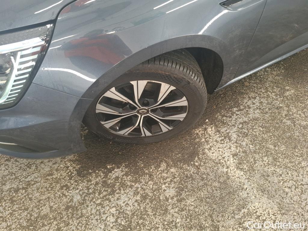  Renault  Megane  IV Berline 5pt. Limited 1.5 dCi 115CV BVM6 E6d #33