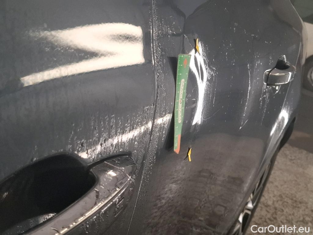  Renault  Megane  IV Berline 5pt. Limited 1.5 dCi 115CV BVM6 E6d #12