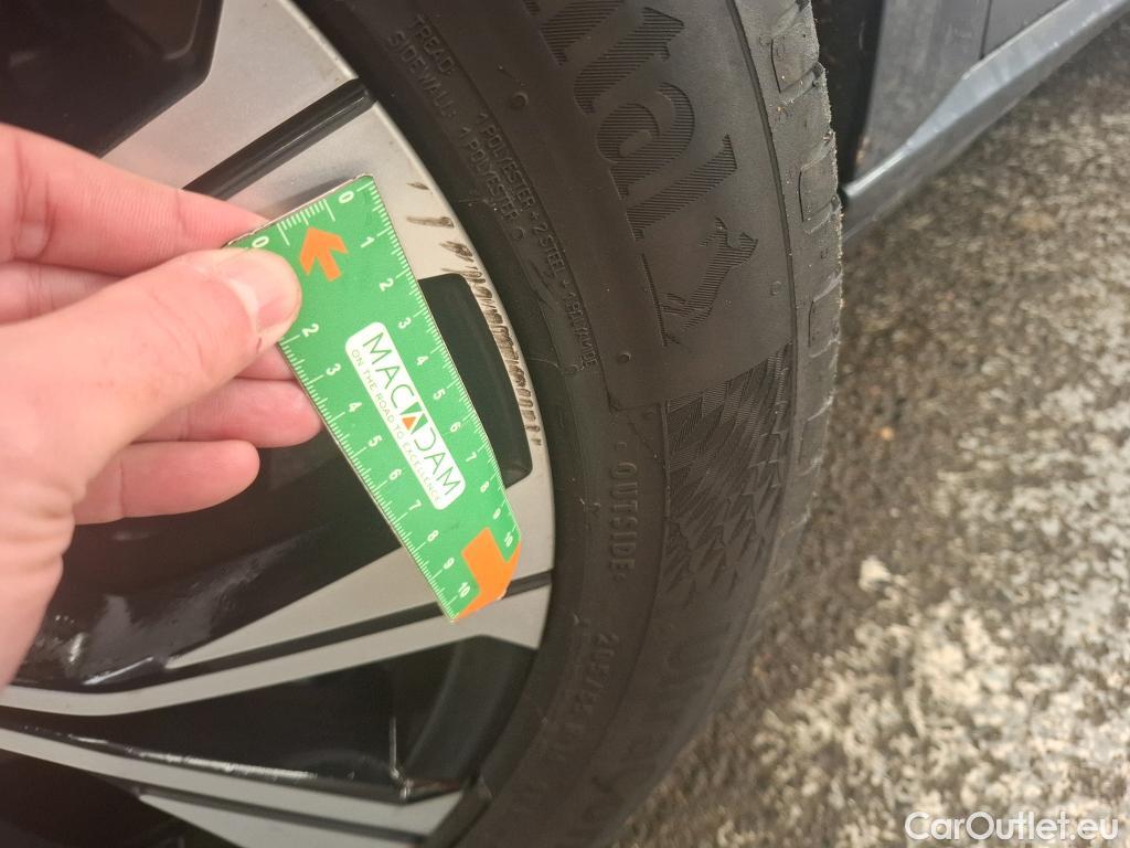  Renault  Megane  IV Berline 5pt. Limited 1.5 dCi 115CV BVM6 E6d #35