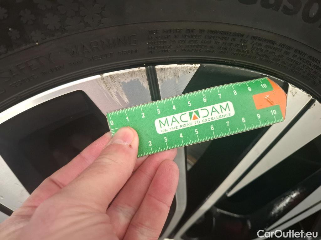  Renault  Megane  IV Berline 5pt. Limited 1.5 dCi 115CV BVM6 E6d #29