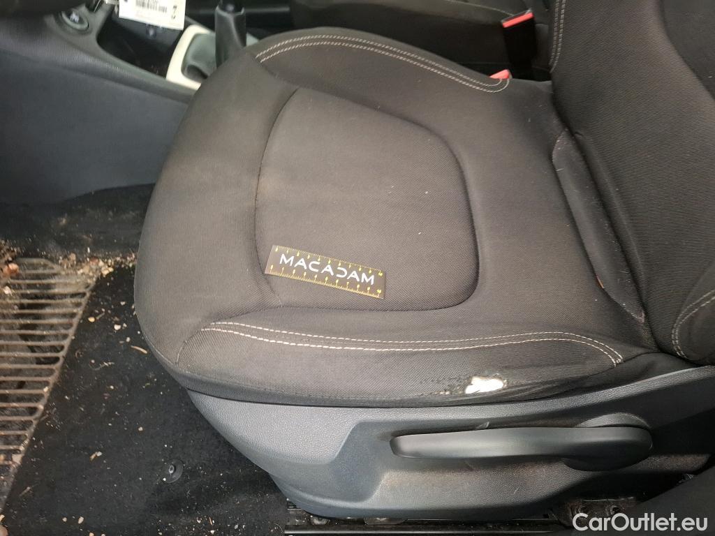  Renault  Captur  Business 1.5 dCi 90CV BVM5 E6 #1