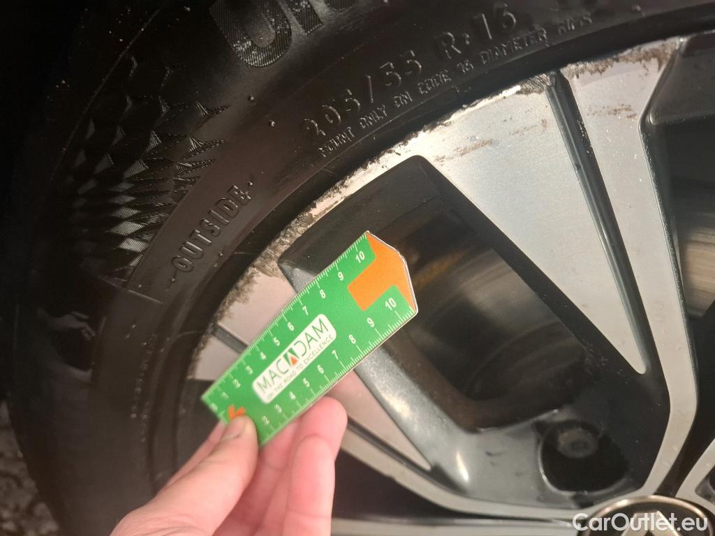  Renault  Megane  IV Berline 5pt. Limited 1.5 dCi 115CV BVM6 E6d #41