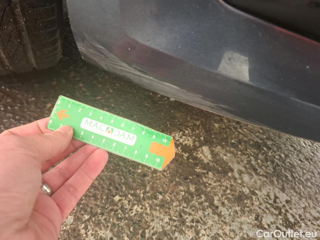  Renault  Megane  IV Berline 5pt. Limited 1.5 dCi 115CV BVM6 E6d #17