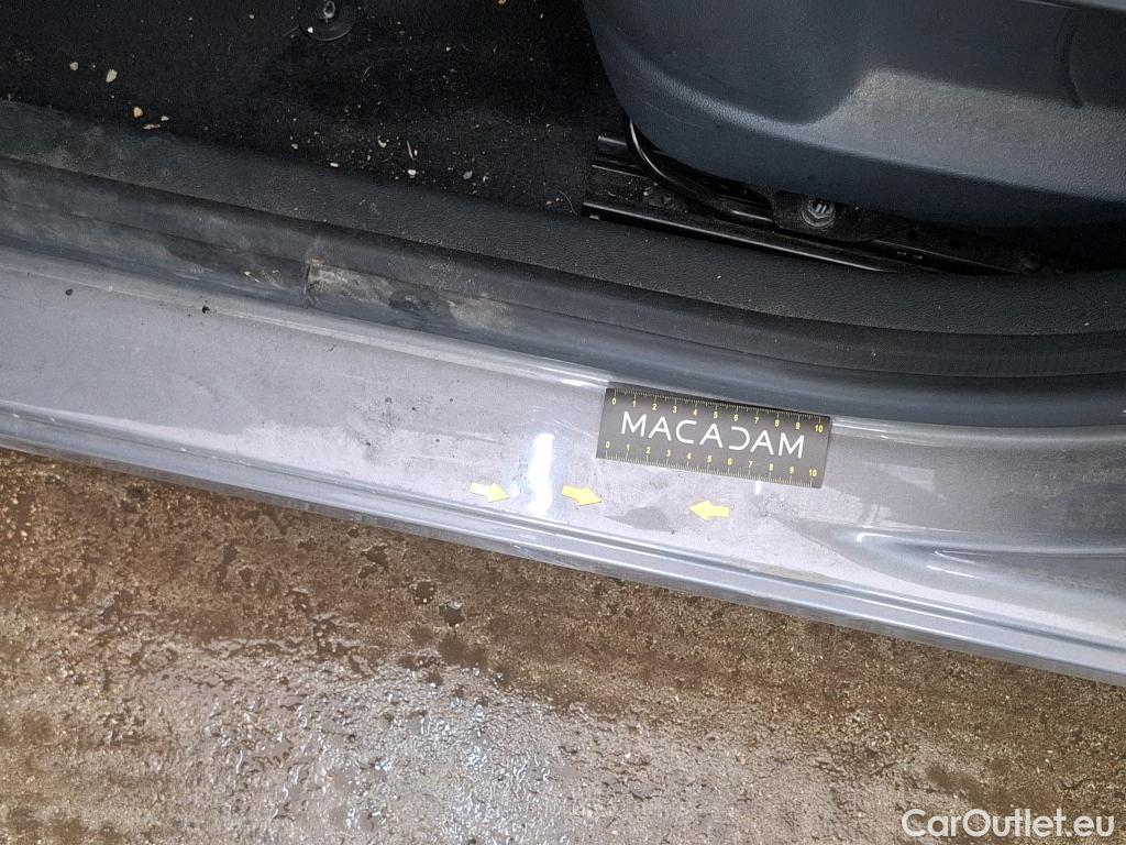  Renault  Captur  Business 1.5 dCi 90CV BVM5 E6 #11