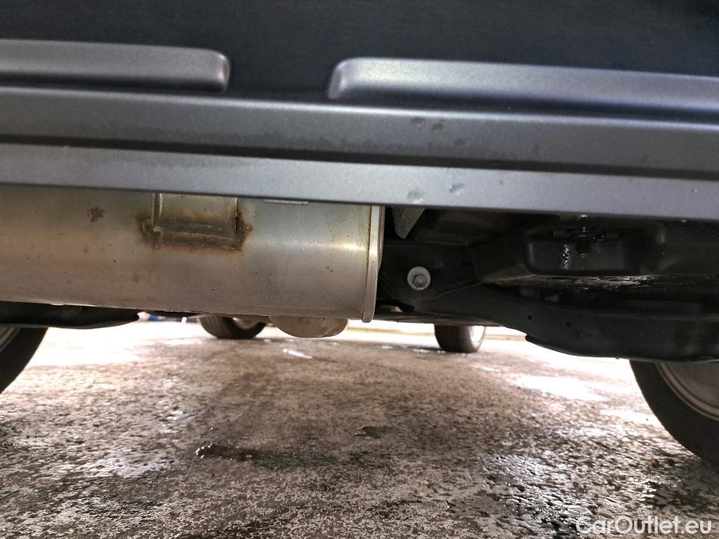  Volkswagen  Tiguan VOLKSWAGEN  / 2016 / 5P / SUV 2.0 TDI 150 DSG7 Carat Exclusive #17