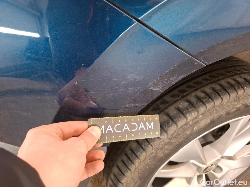  Skoda  Karoq SKODA  / 2017 / 5P / SUV 1.5 TSI ACT 150ch Ambition #7