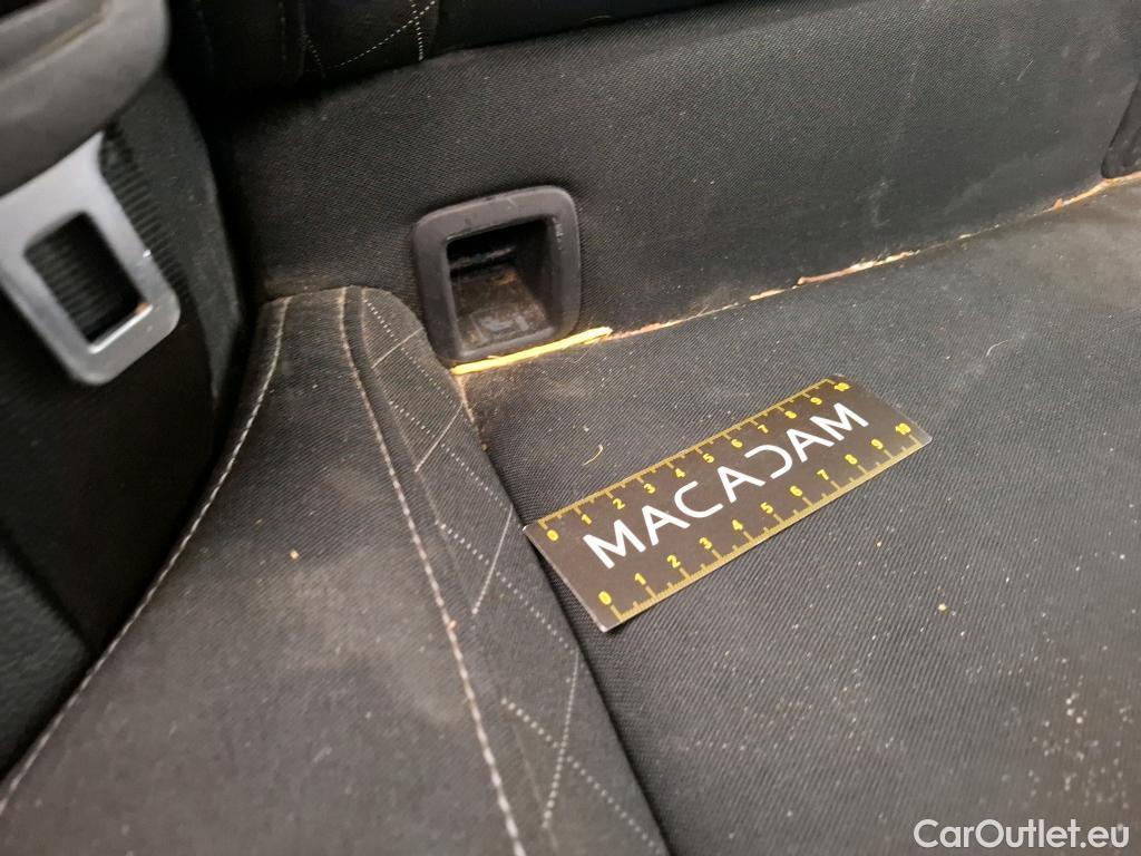  Skoda  Karoq SKODA  / 2017 / 5P / SUV 1.5 TSI ACT 150ch Ambition #47