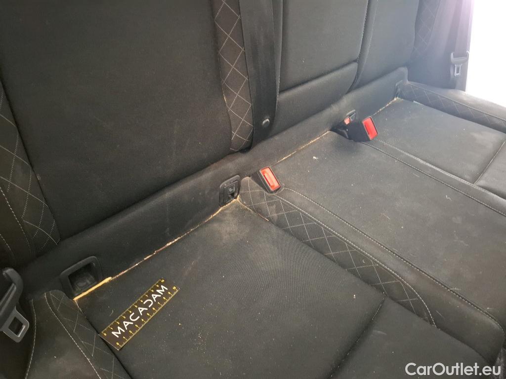  Skoda  Karoq SKODA  / 2017 / 5P / SUV 1.5 TSI ACT 150ch Ambition #46