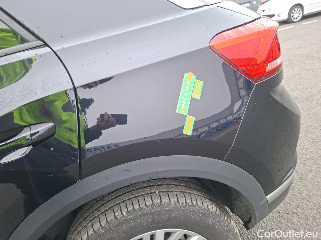  Volkswagen  T-ROC VOLKSWAGEN  / 2017 / 5P / SUV 1.0 TSI 110 LOUNGE BUSINESS #4