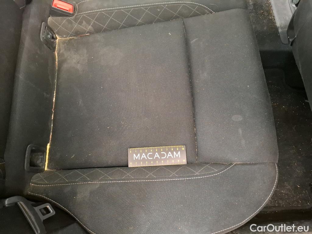  Skoda  Karoq SKODA  / 2017 / 5P / SUV 1.5 TSI ACT 150ch Ambition #16