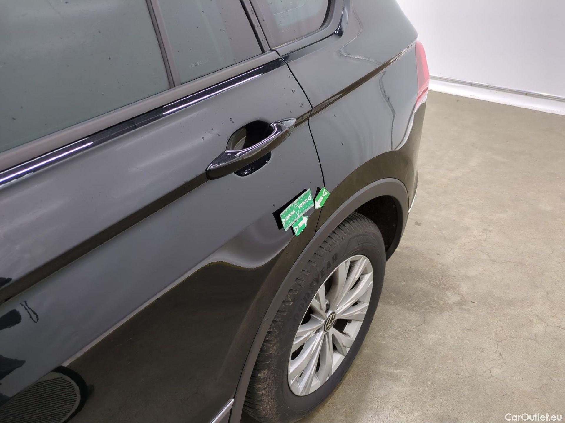  Volkswagen  Tiguan VOLKSWAGEN  / 2020 / 5P / SUV 2.0 TDI 150 DSG7 LIFE PLUS #31