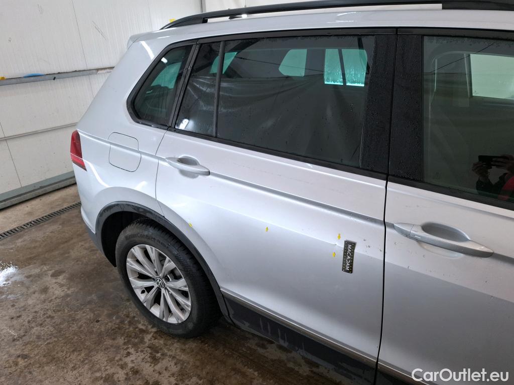  Volkswagen  Tiguan VOLKSWAGEN  / 2020 / 5P / SUV 2.0 TDI 150 DSG7 Life Business #5