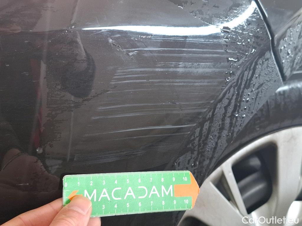  Peugeot  208  Affaire Premium Pack 1.2 80CV BVM5 E6dT #24