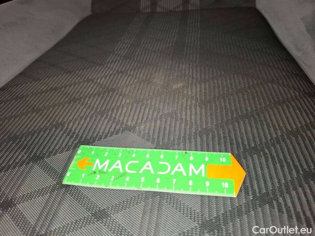  Volkswagen  Tiguan VOLKSWAGEN  Allspace / 2021 / 5P / SUV 2.0 TDI 150 DSG7 R-Line #42