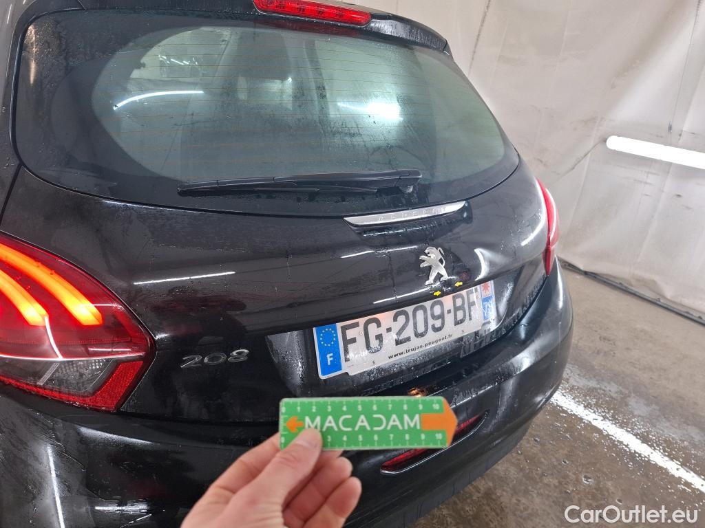  Peugeot  208  Affaire Premium Pack 1.2 80CV BVM5 E6dT #9