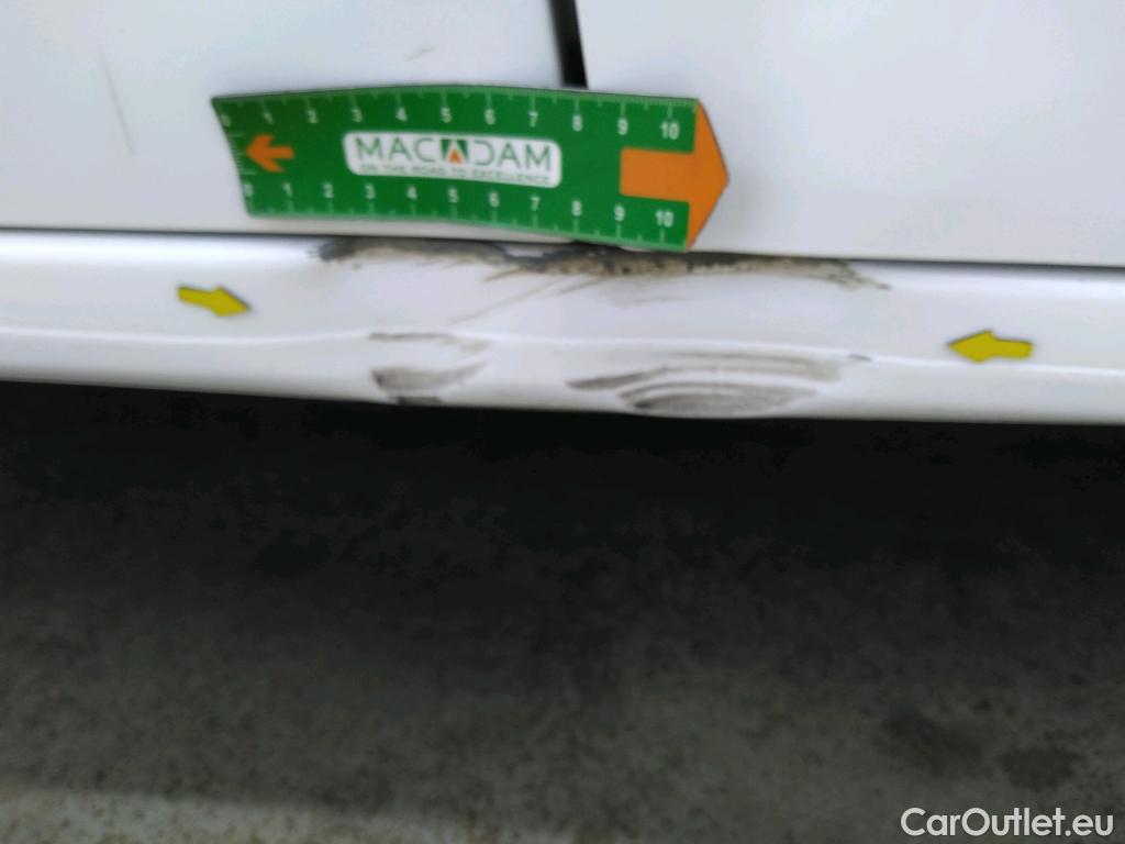  Citroen  Berlingo CITROEN  / 2018 / 4P / Fourgonnette M 1000kg PureTech 110 S&S BVM6 Driver #24