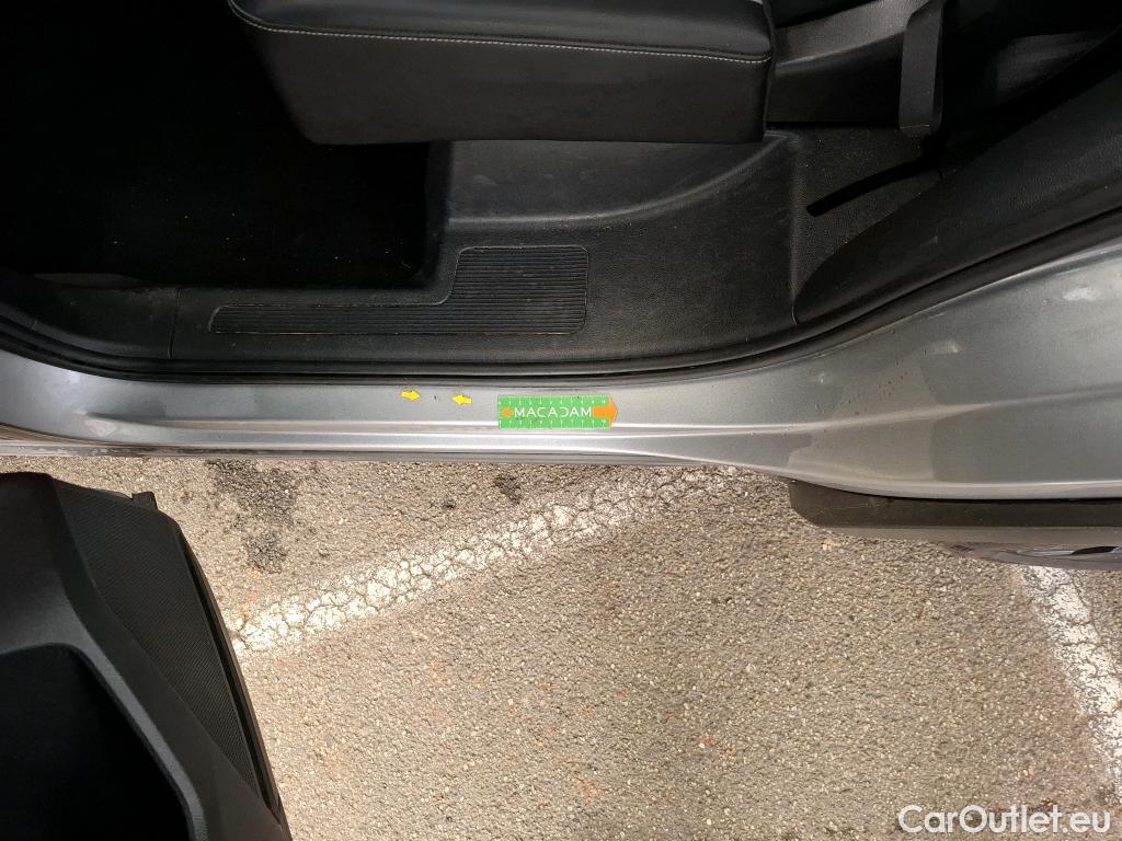  Volkswagen  Tiguan VOLKSWAGEN  Allspace / 2021 / 5P / SUV 2.0 TDI 150 DSG7 R-Line #65